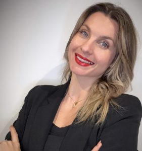 Laurine Fortier — Greeter